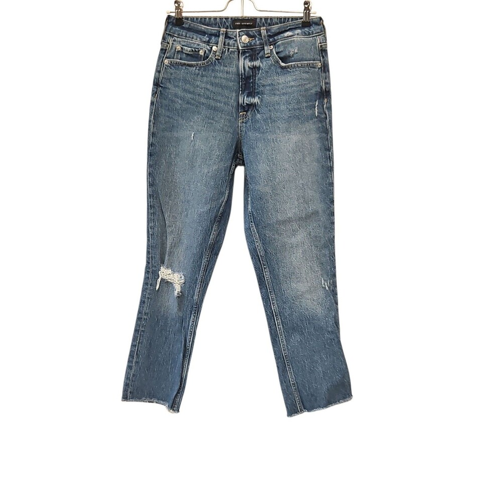 Free Assembly Jeans Super High Rise Straight Size 4 Distressed Crop Raw Hem